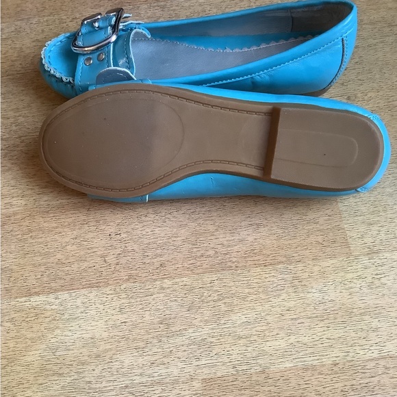 Camden blue Nevada flats, never worn but without tag.in size 6M - Picture 4 of 4